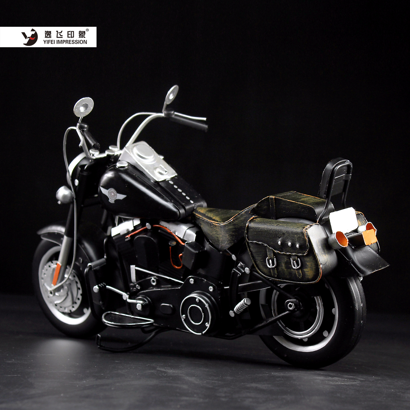 Vintage Motorcycle Model 1/6 S - đánh giá và giá Desk Setup Retro