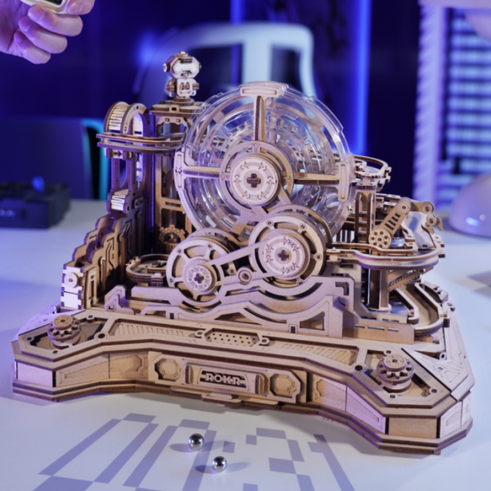 Robotime Rokr Pinball Model Ge - đánh giá và giá Desk Setup Gear