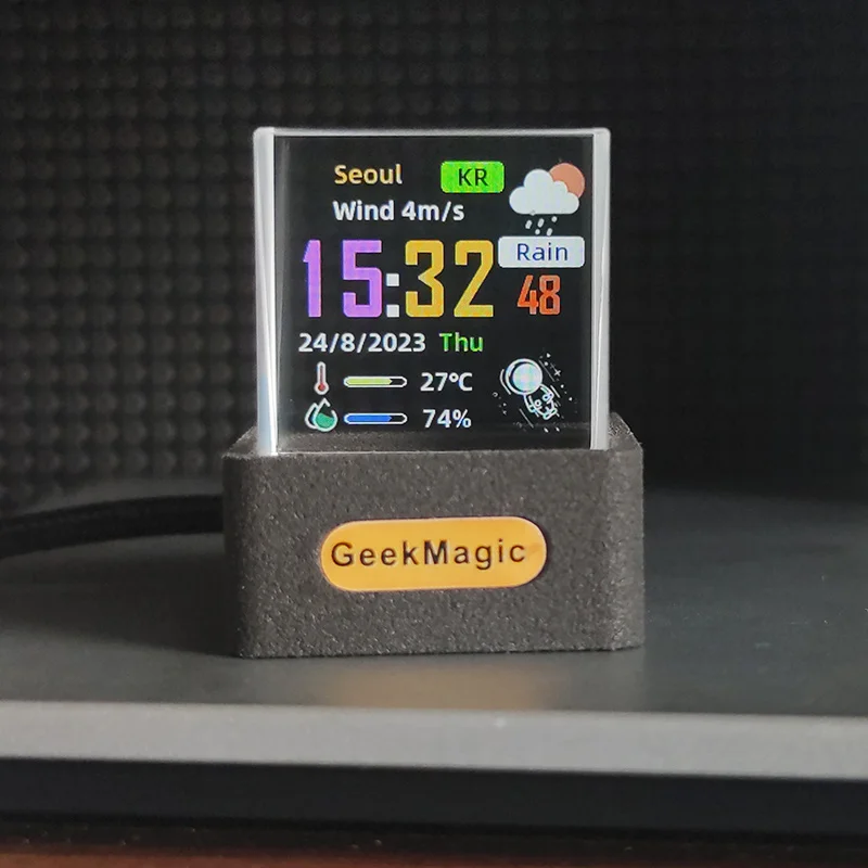 GeekMagic GIFTV Crystal Cube P - đánh giá và giá Korean Desk Setup